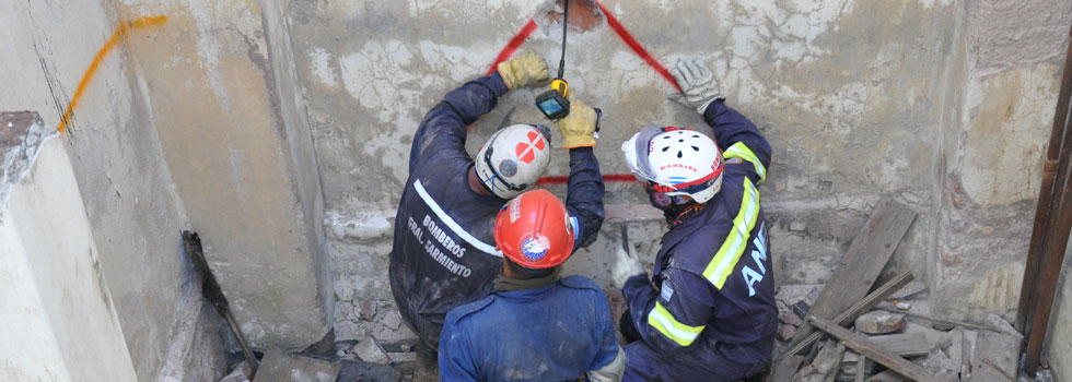 Bomberos argentinos se capacitan en Italia